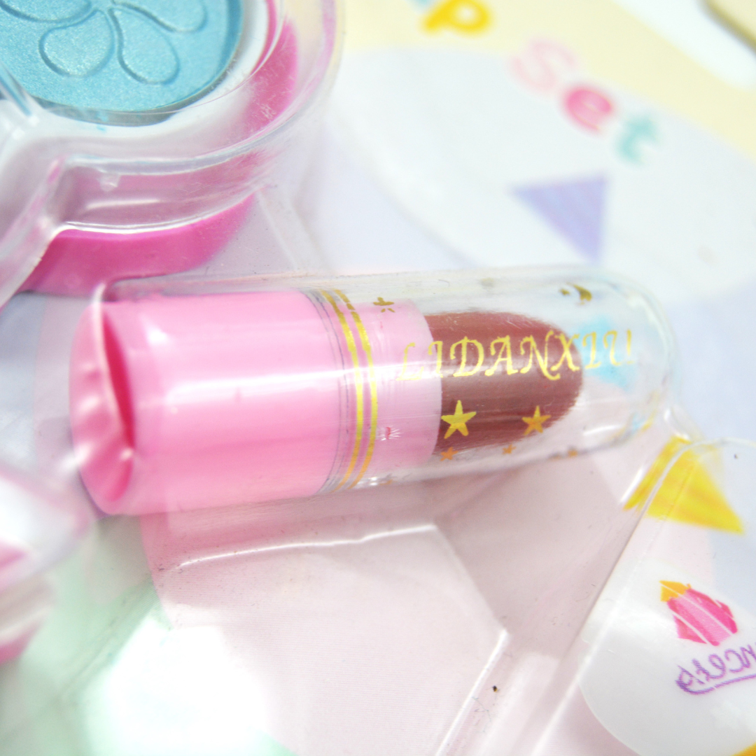 12 Colors Eyeshadow Makeup Set for 3+ Ages Children with Nail Polish, Lipstick and Artificial Nails